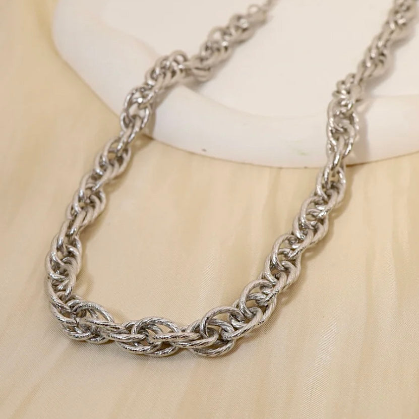 Collier Doré Tressé