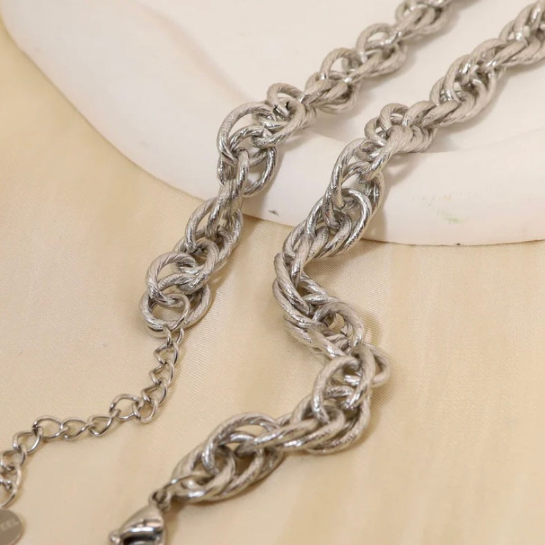 Collier Doré Tressé